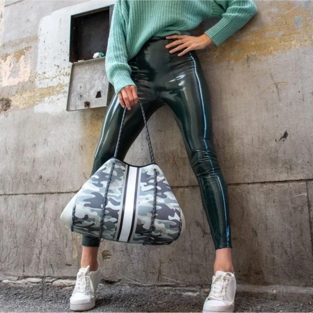 NWT SPANX deep green faux patent leather leggings